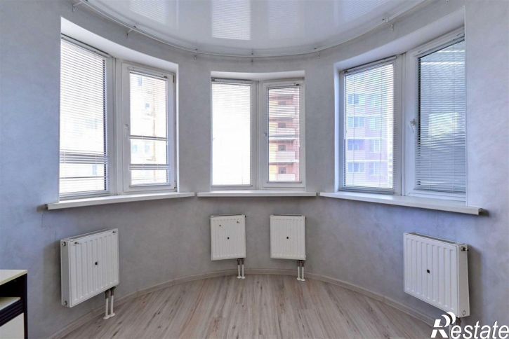 3-комн квартира ул им. Репина, 3,  д. 3