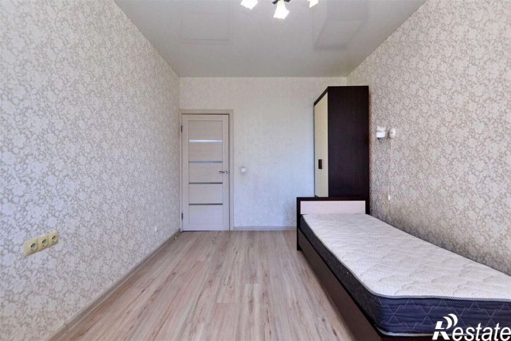 3-комн квартира ул им. Репина, 3,  д. 3