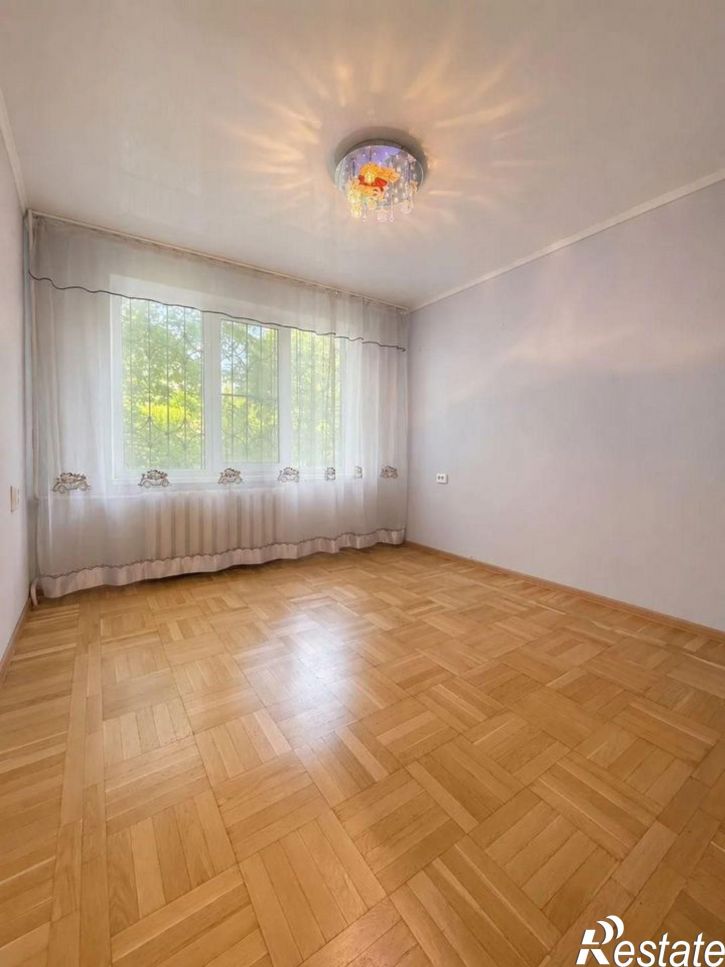 3-комн квартира ул Ставропольская, 180,  д. 180