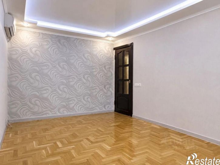 3-комн квартира ул Ставропольская, 180,  д. 180