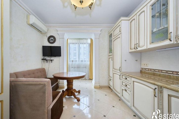 2-комн квартира ул Ставропольская, 207/1,  д. 207/1