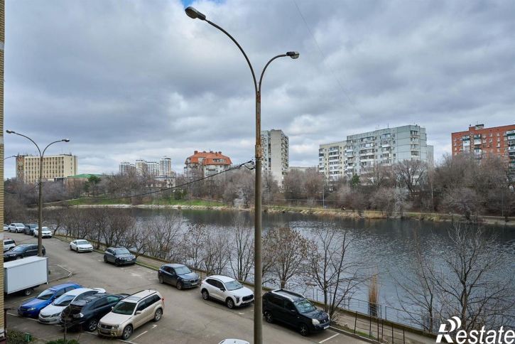 2-комн квартира ул Ставропольская, 207/1,  д. 207/1