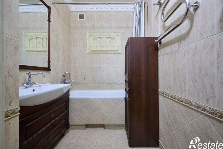 2-комн квартира ул Ставропольская, 207/1,  д. 207/1