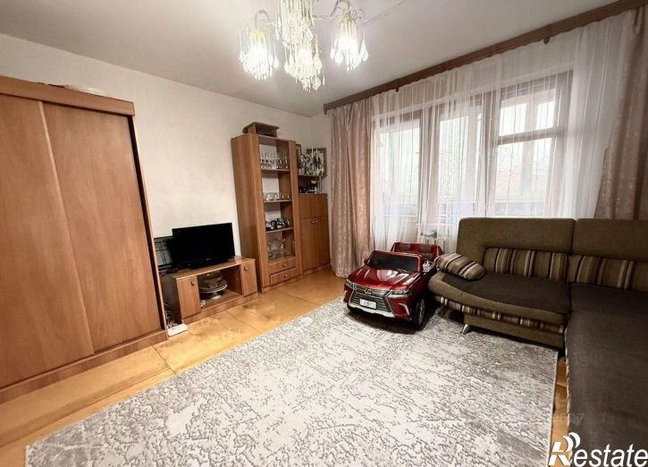 3-комн квартира ул Школьная, 19/1,  д. 19/1