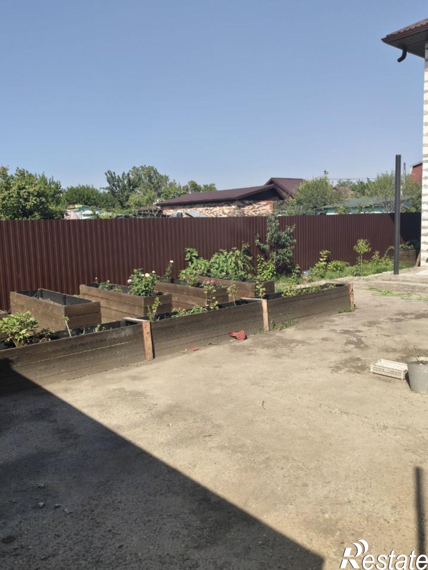 Купить дачу, дом, коттедж за 9 000 000 рублей на ул Зелёная, 15