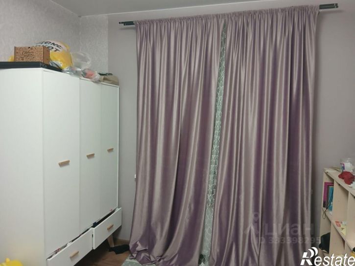 2-комн квартира улица Лётчика Позднякова, 2к18