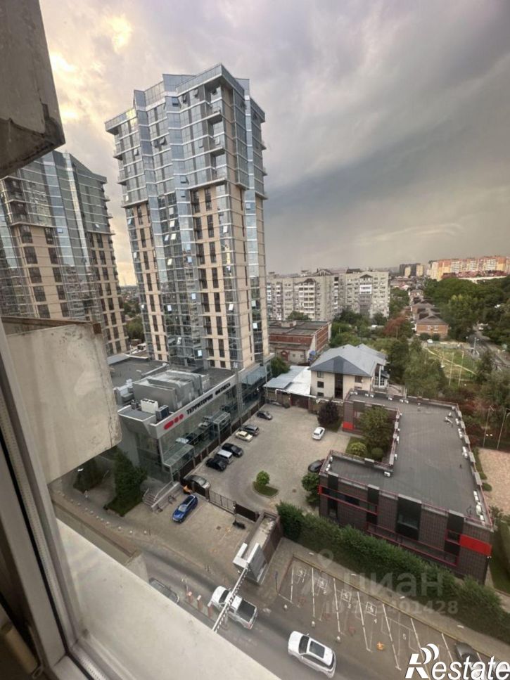 2-комн квартира ул им. Атарбекова, 5/1,  д. 5/1