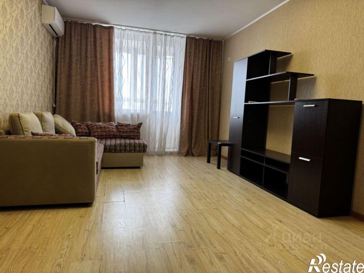 3-комн квартира ул им. Дзержинского, 54/13,  д. 54/13