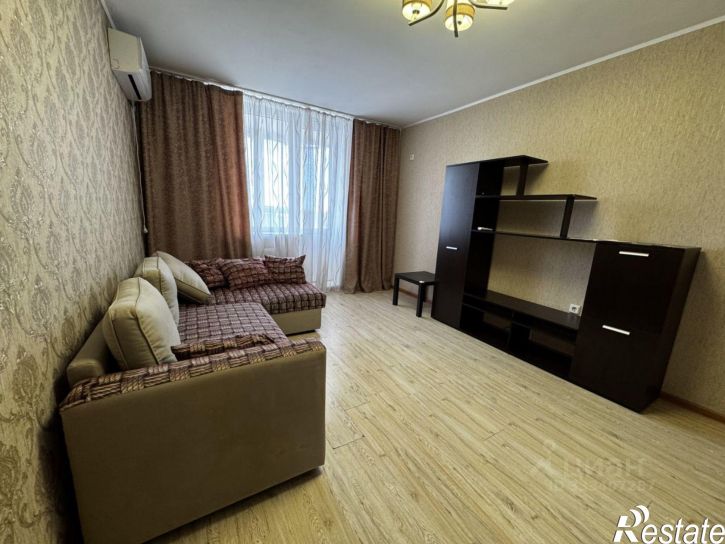 3-комн квартира ул им. Дзержинского, 54/13,  д. 54/13