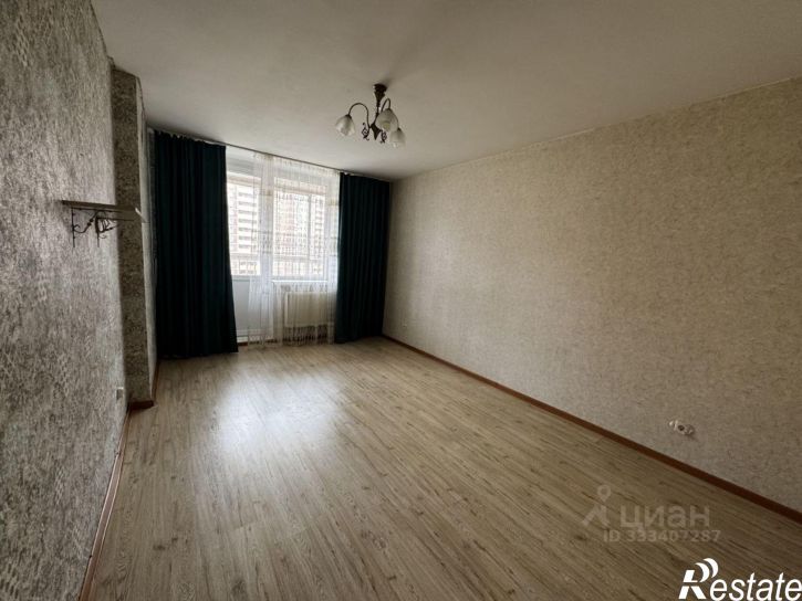 3-комн квартира ул им. Дзержинского, 54/13,  д. 54/13
