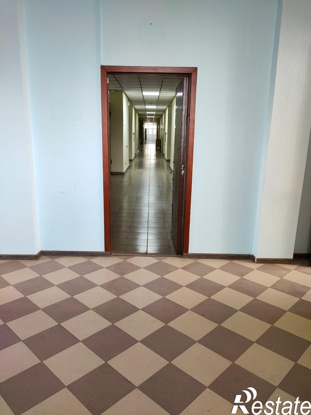 Купить офис, помещение под офис за 10 300 000 рублей на Садовая, 112