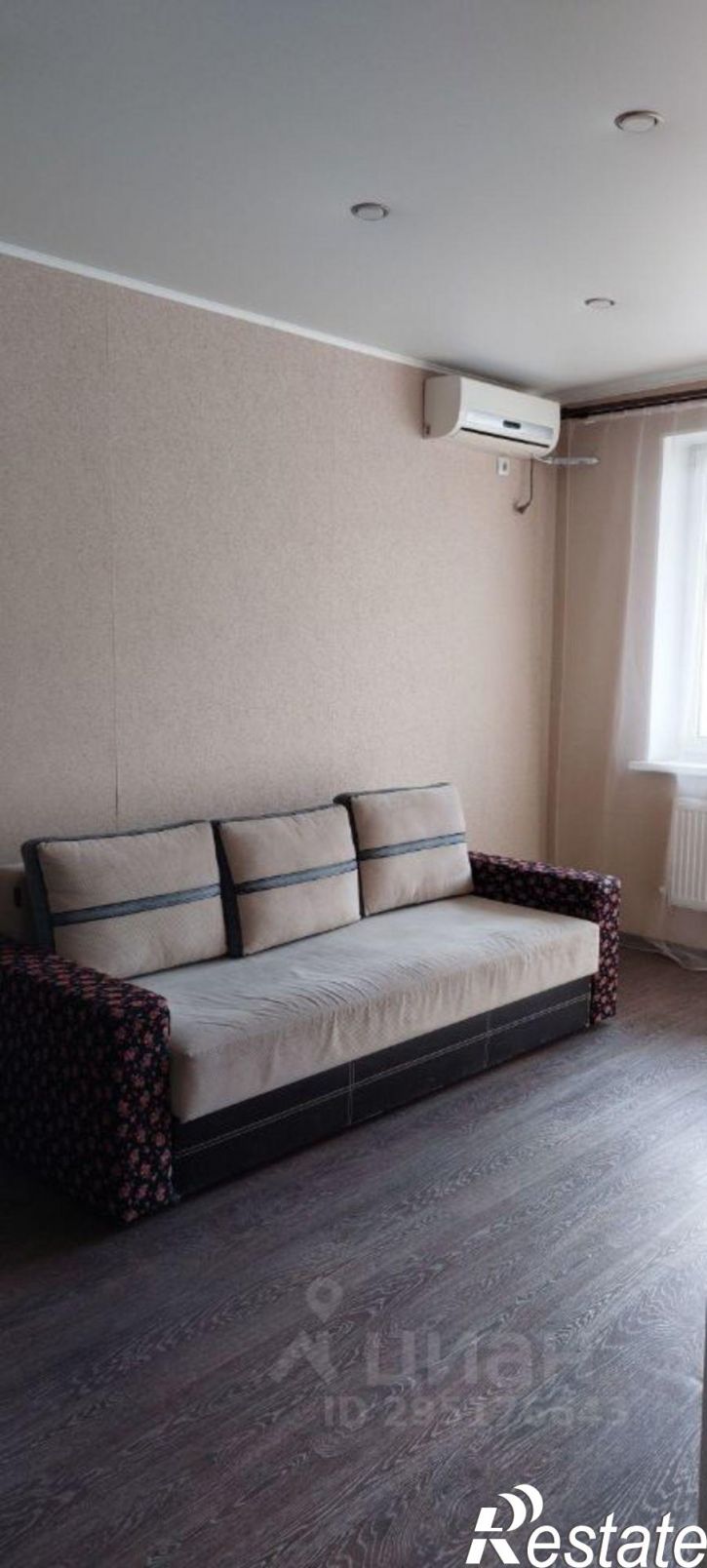 1-комн квартира ул им. Рахманинова С.В., 28,  д. 28