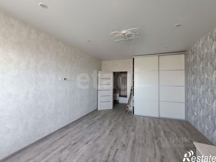 3-комн квартира ул им. Виктора Нарыкова, 6 1,  д. 6 1,  к. 1