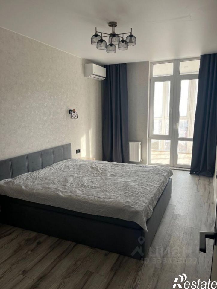 3-комн квартира микрорайон Любимово, 8