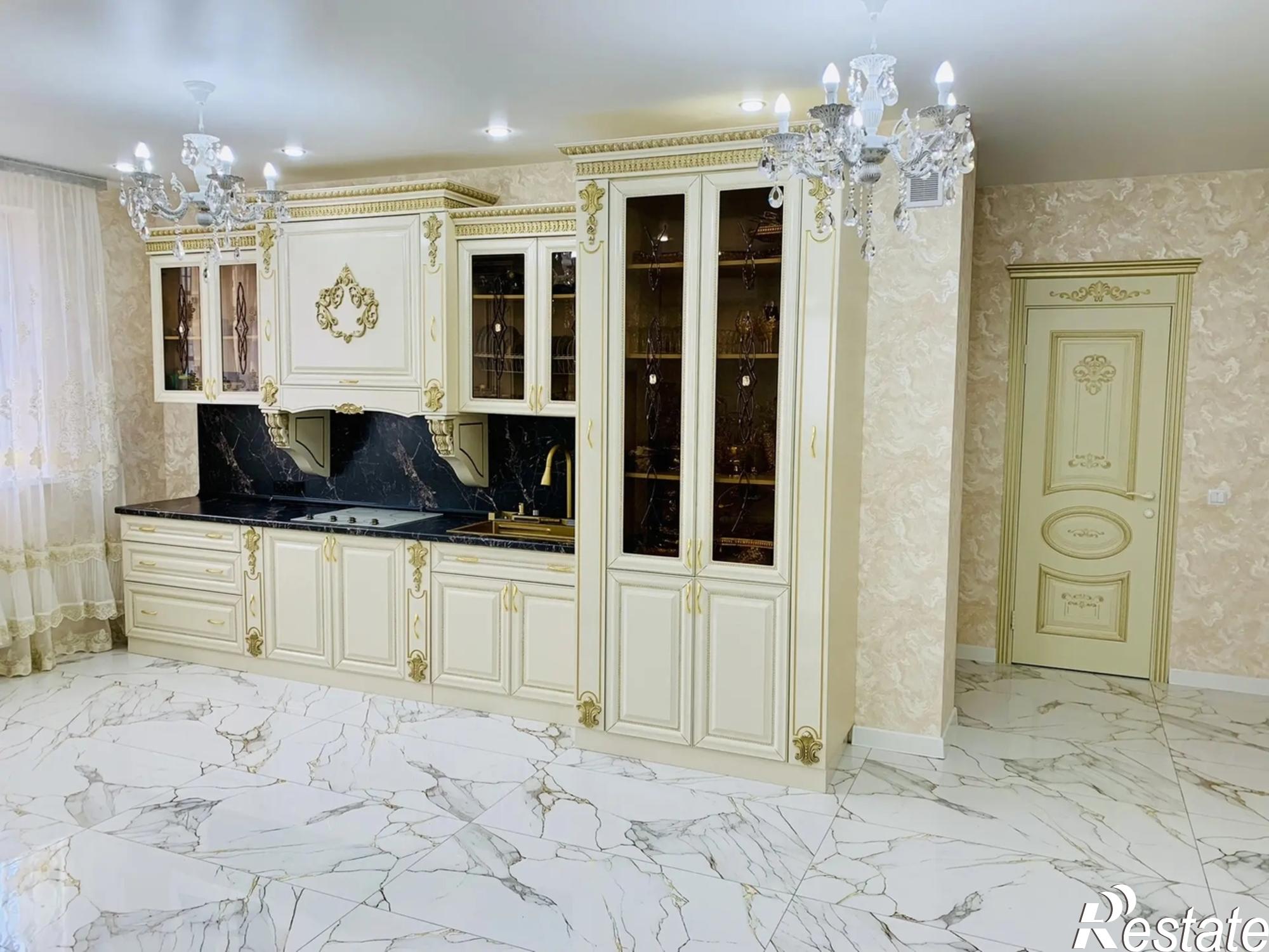 Купить квартиру за 13 500 000 рублей на 10/1