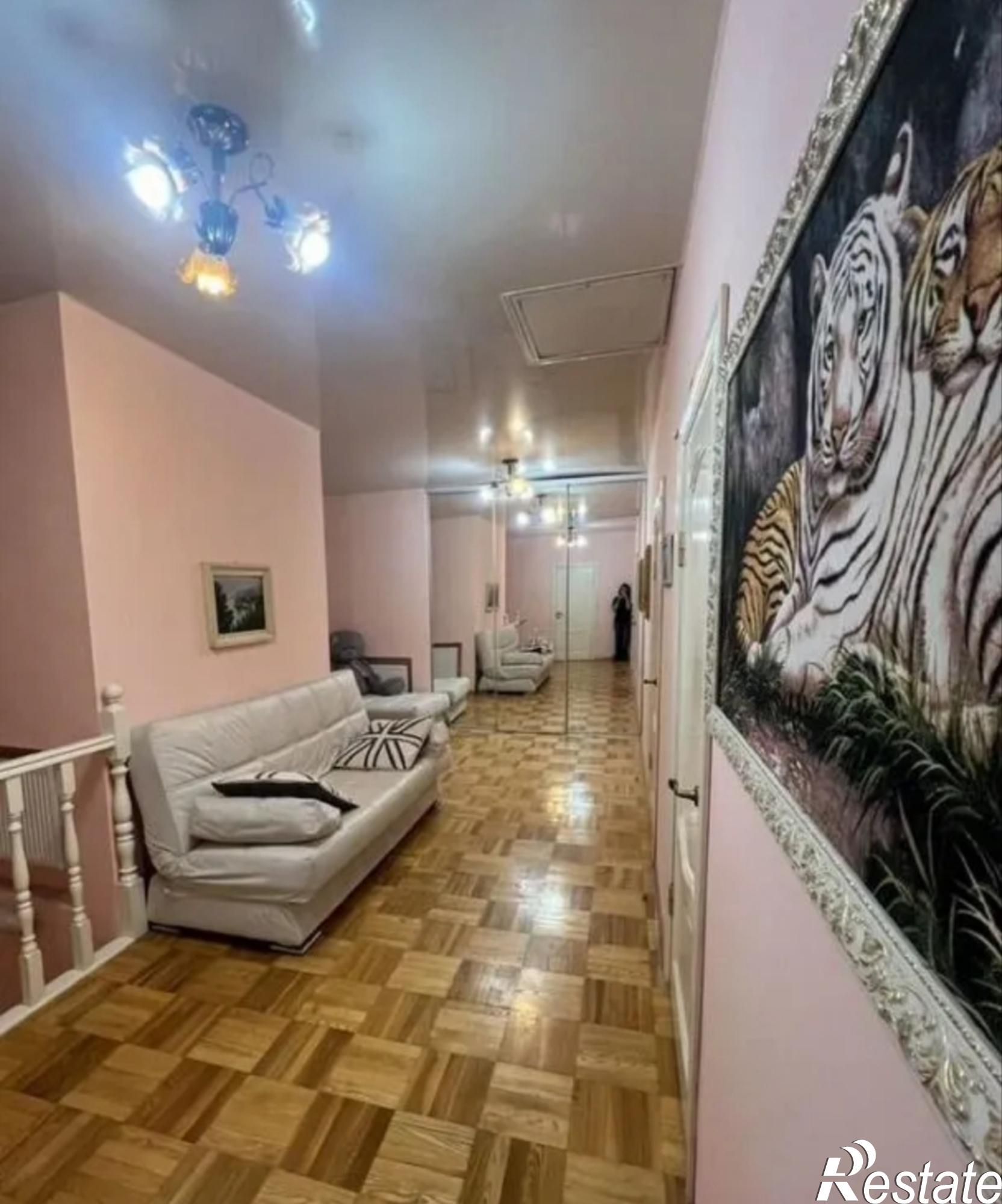 Купить дачу, дом, коттедж за 25 000 000 рублей на Алмазная улица