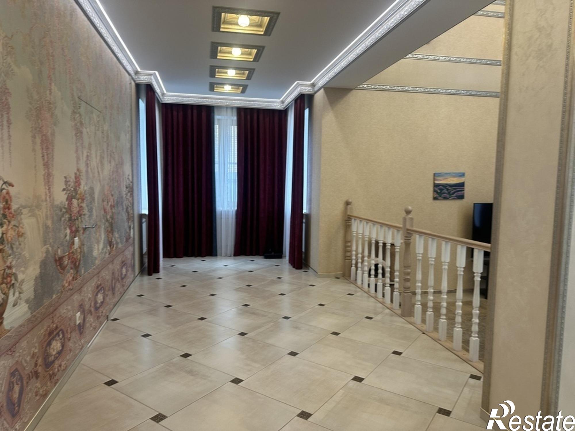 Купить дачу, дом, коттедж за 42 900 000 рублей на Баварская улица