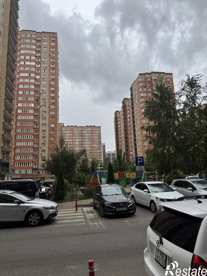 Студия Боспорская улица, 2