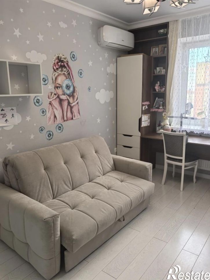 3-комн квартира улица им. Героя Яцкова И.В., 15к1