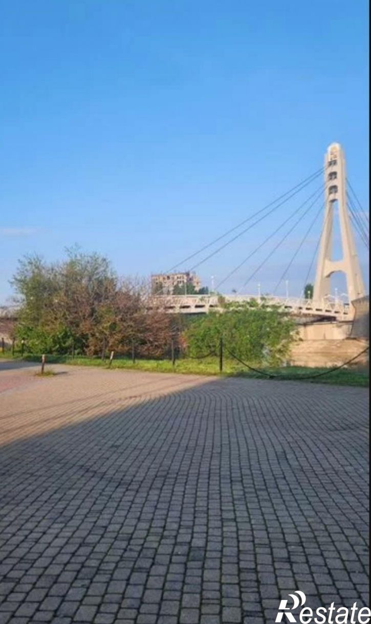 2-комн квартира улица Кубанская Набережная, 39