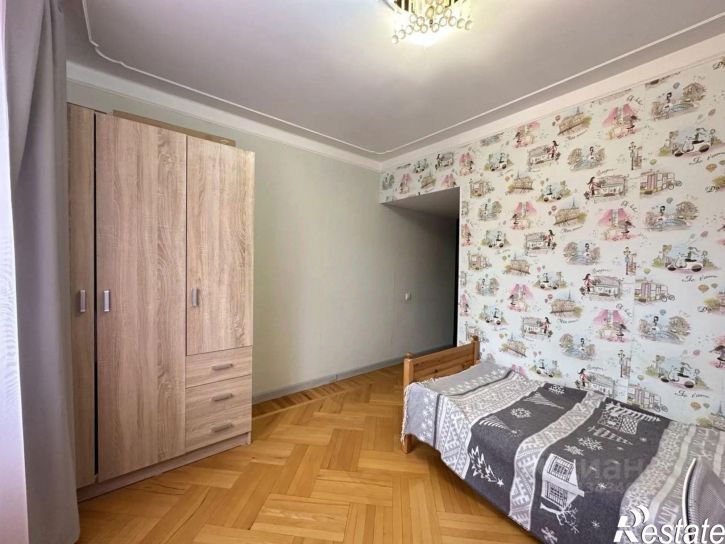 4-комн квартира ул Уральская, 202,  д. 202