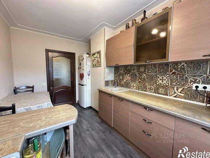 4-комн квартира ул Уральская, 202,  д. 202
