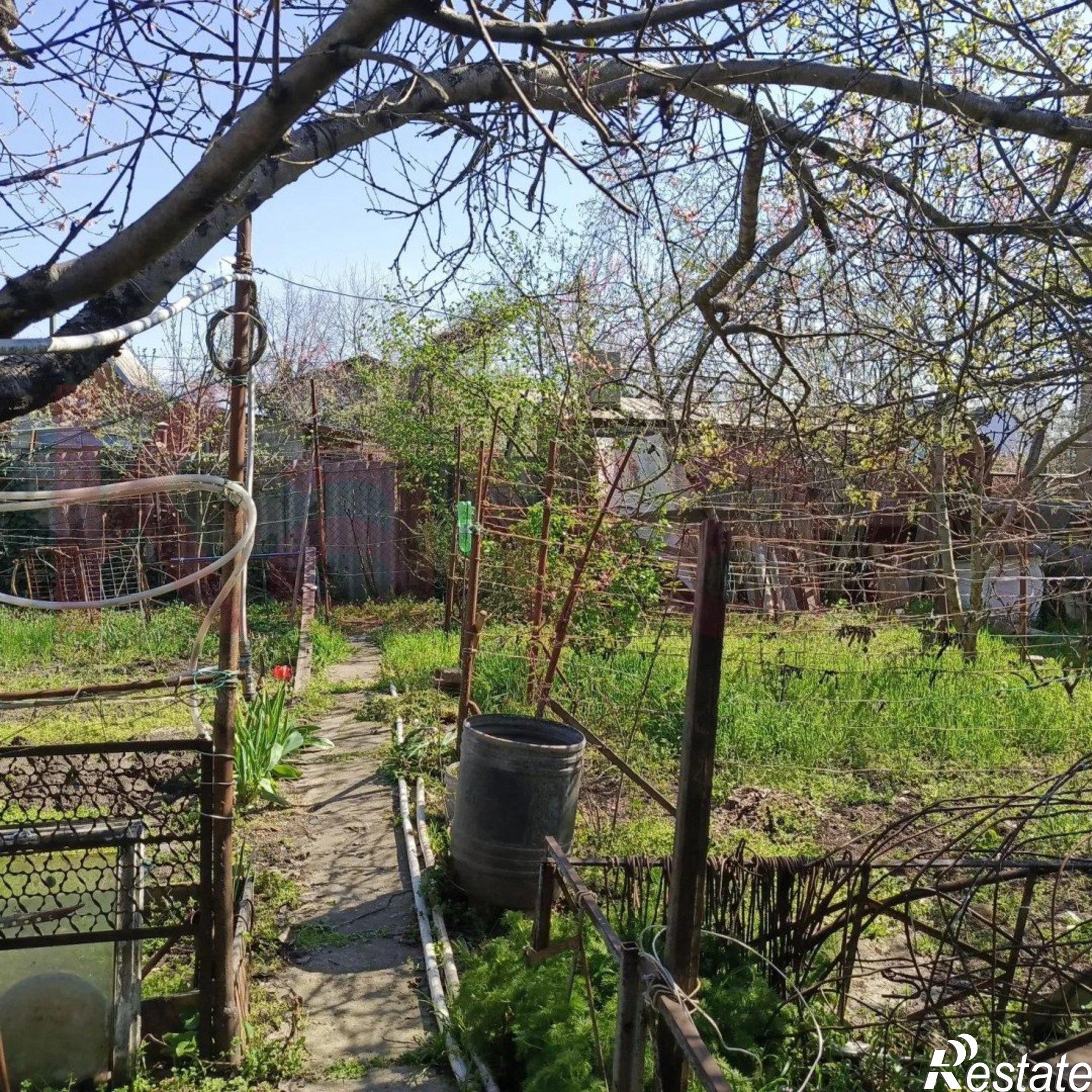 Купить дачу, дом, коттедж за 3 500 000 рублей на Виноградная ул.