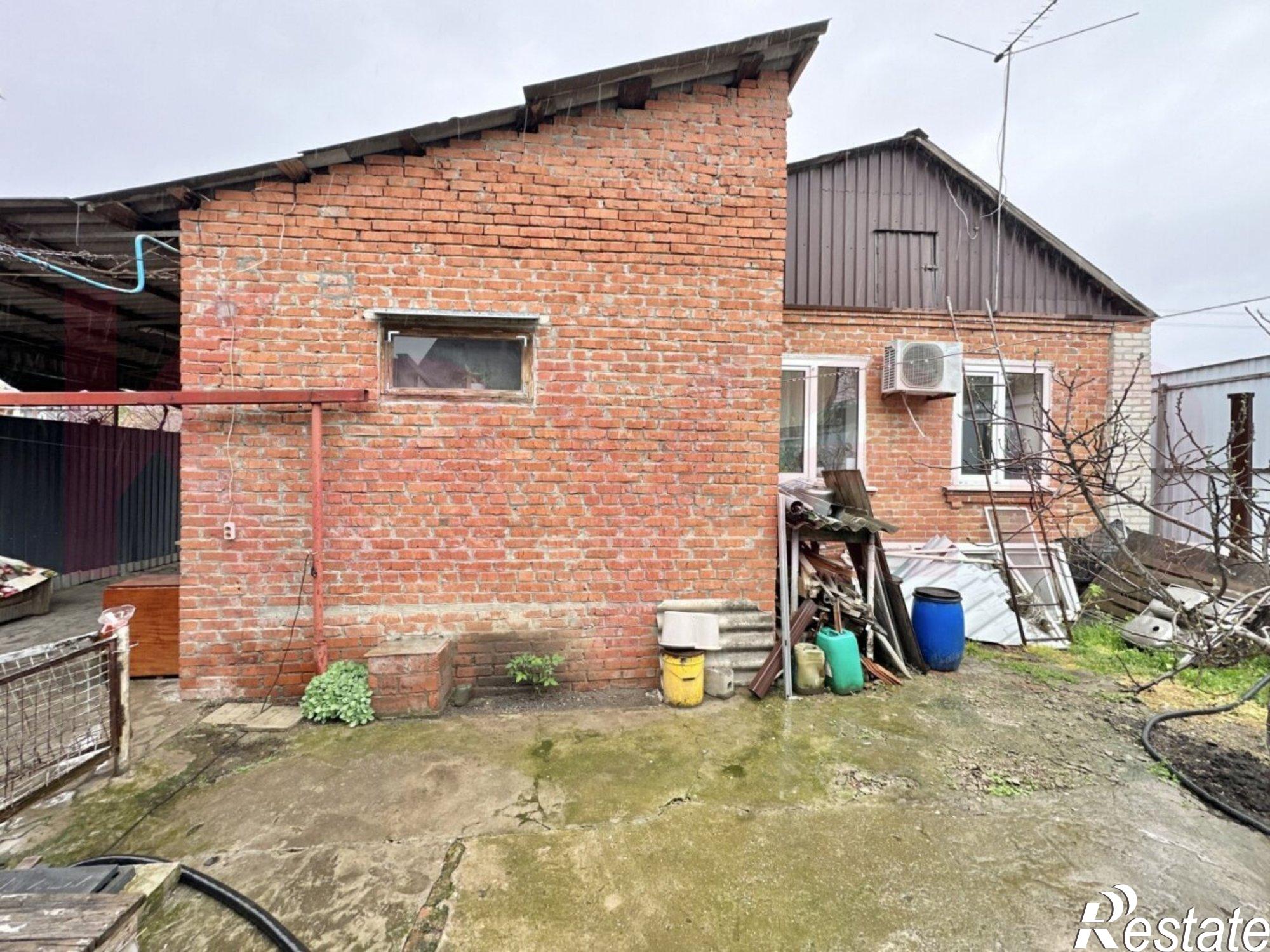 Купить дачу, дом, коттедж за 18 600 000 рублей на 2-я Линия ул.