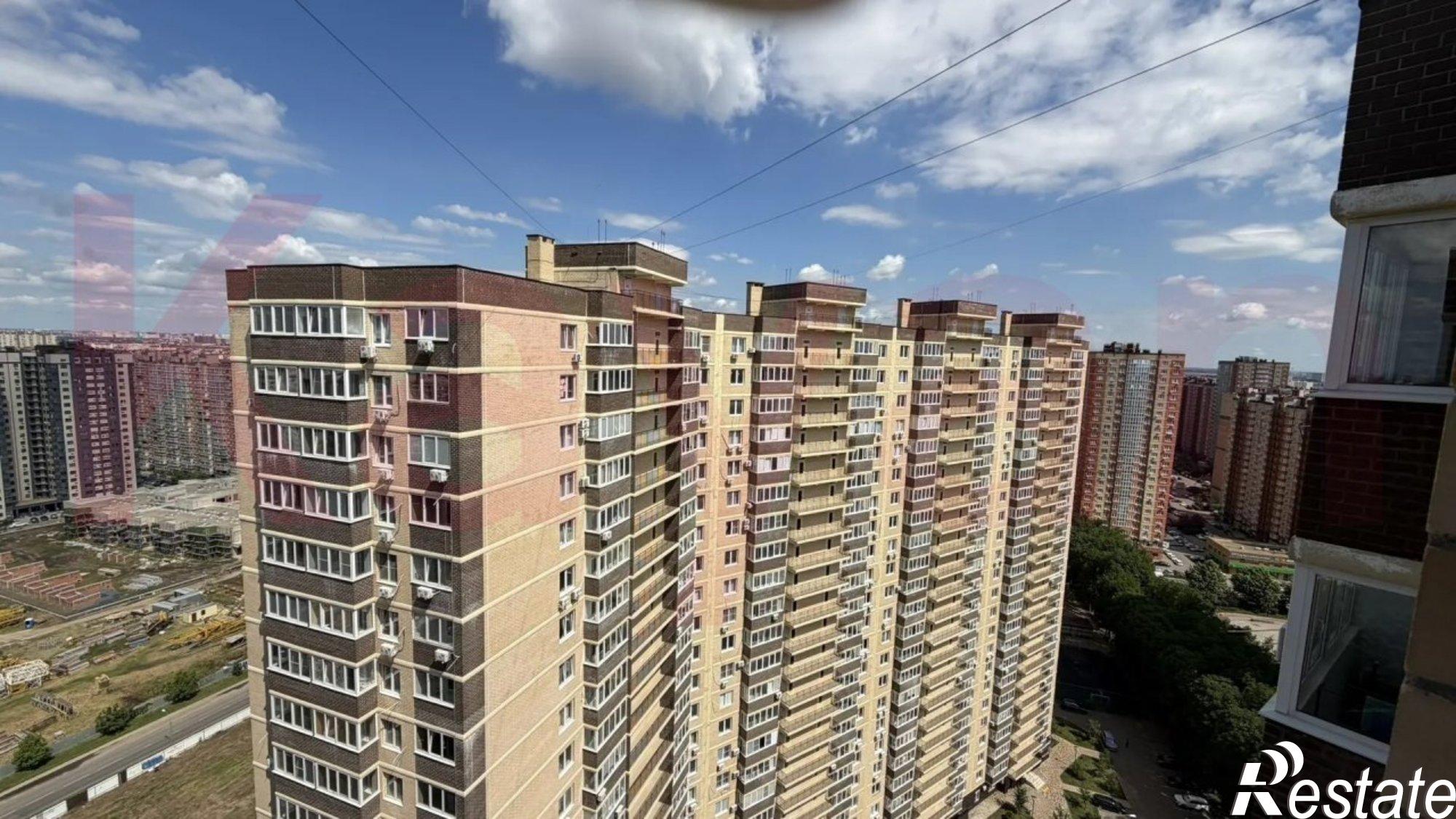 Купить квартиру за 6 500 000 рублей на Домбайская ул.