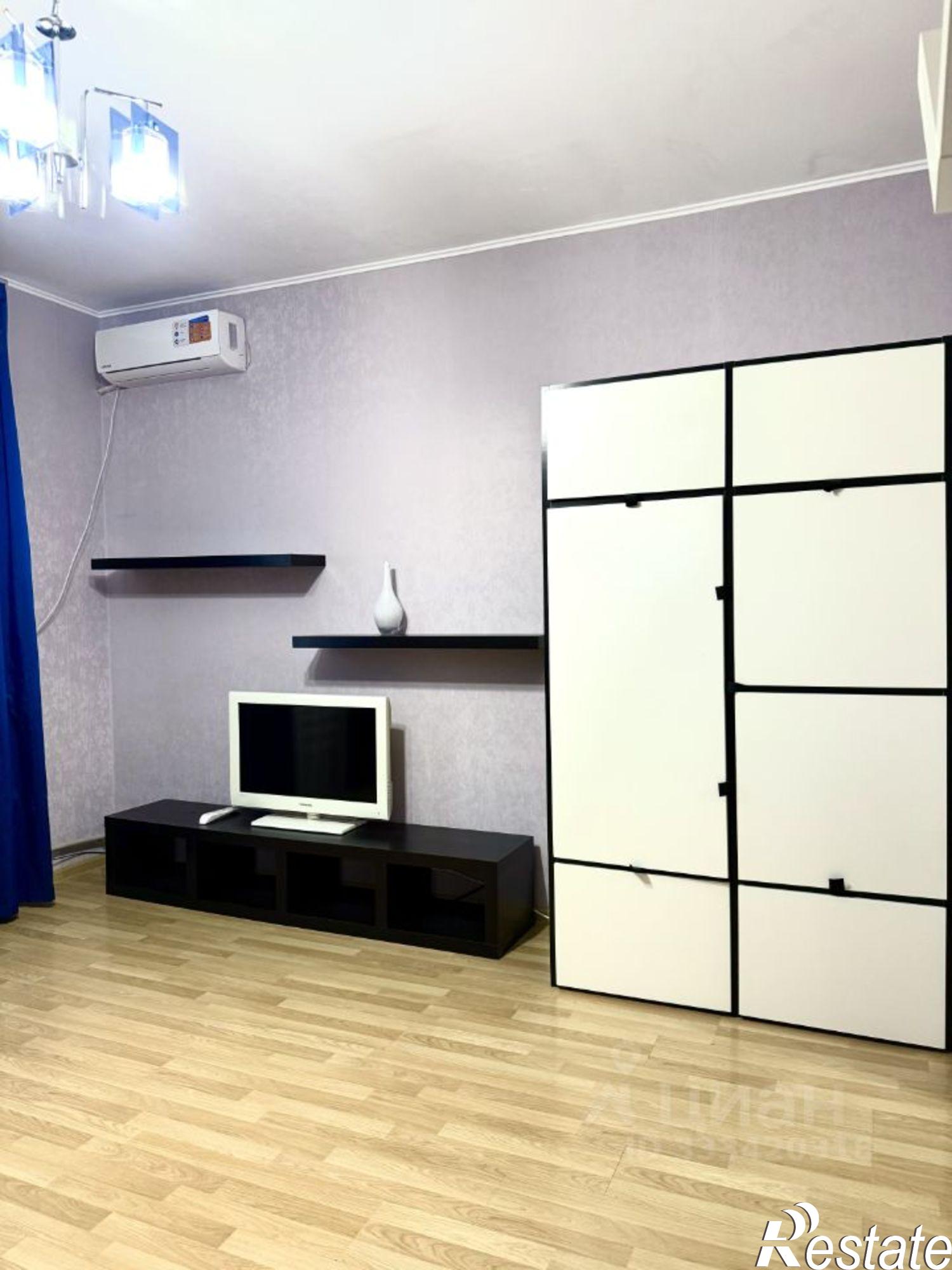Сдать дачу, дом, коттедж за 24 000 рублей на ул им. Гастелло, 2