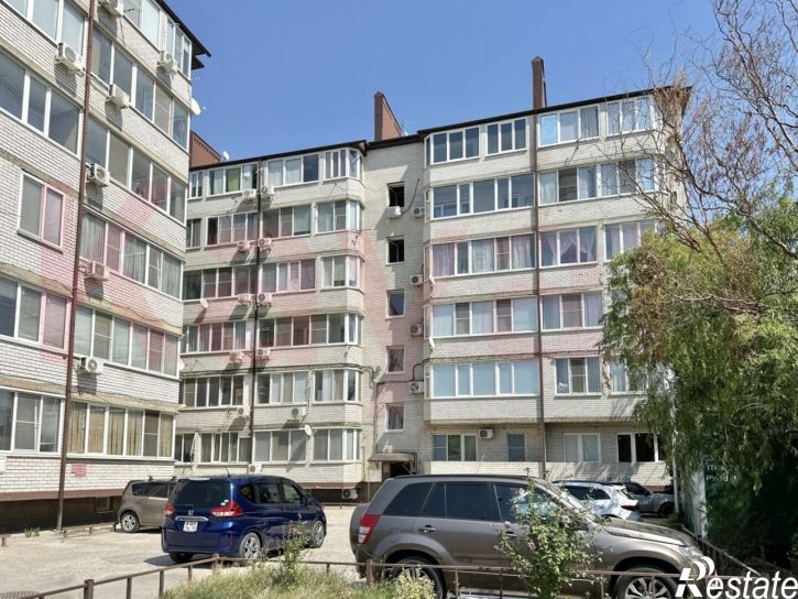 1-комн квартира Защитников Отечества ул.