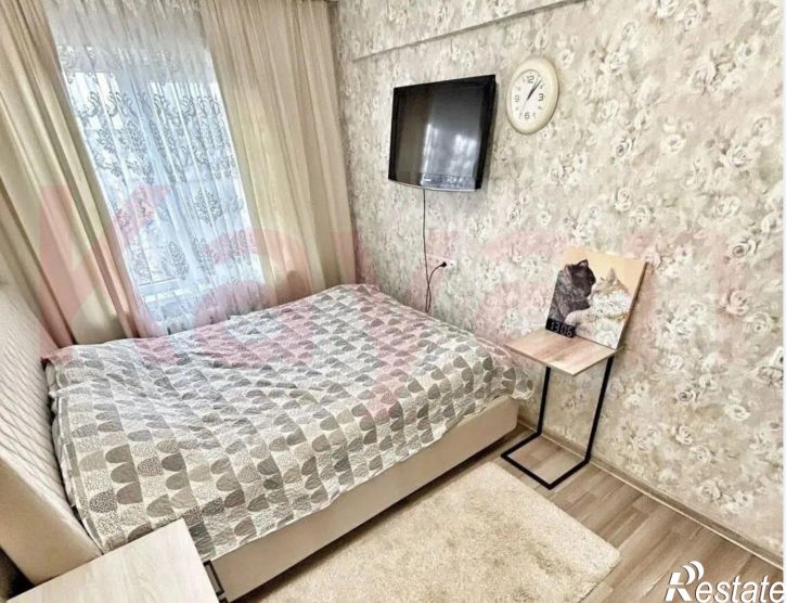 2-комн квартира им. Селезнева ул.