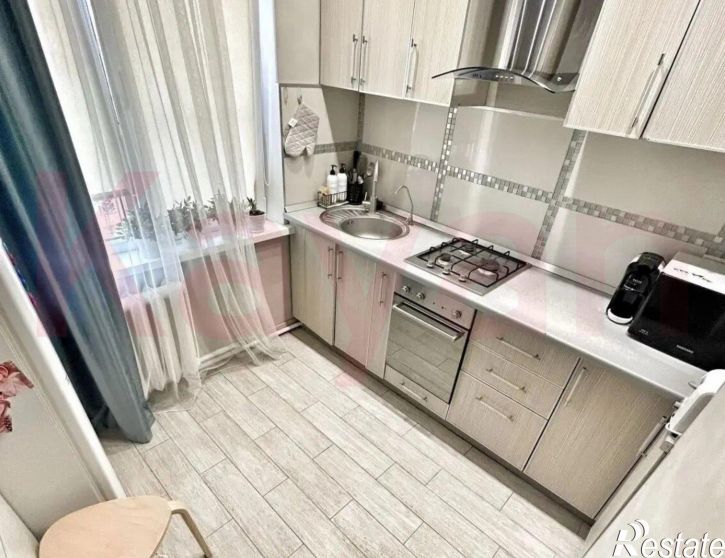 2-комн квартира им. Селезнева ул.