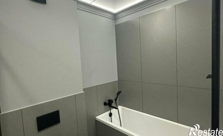 3-комн квартира ул Конгрессная, 37А,  д. 37А
