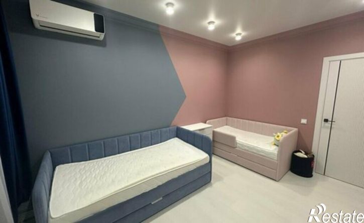 3-комн квартира ул Конгрессная, 37А,  д. 37А