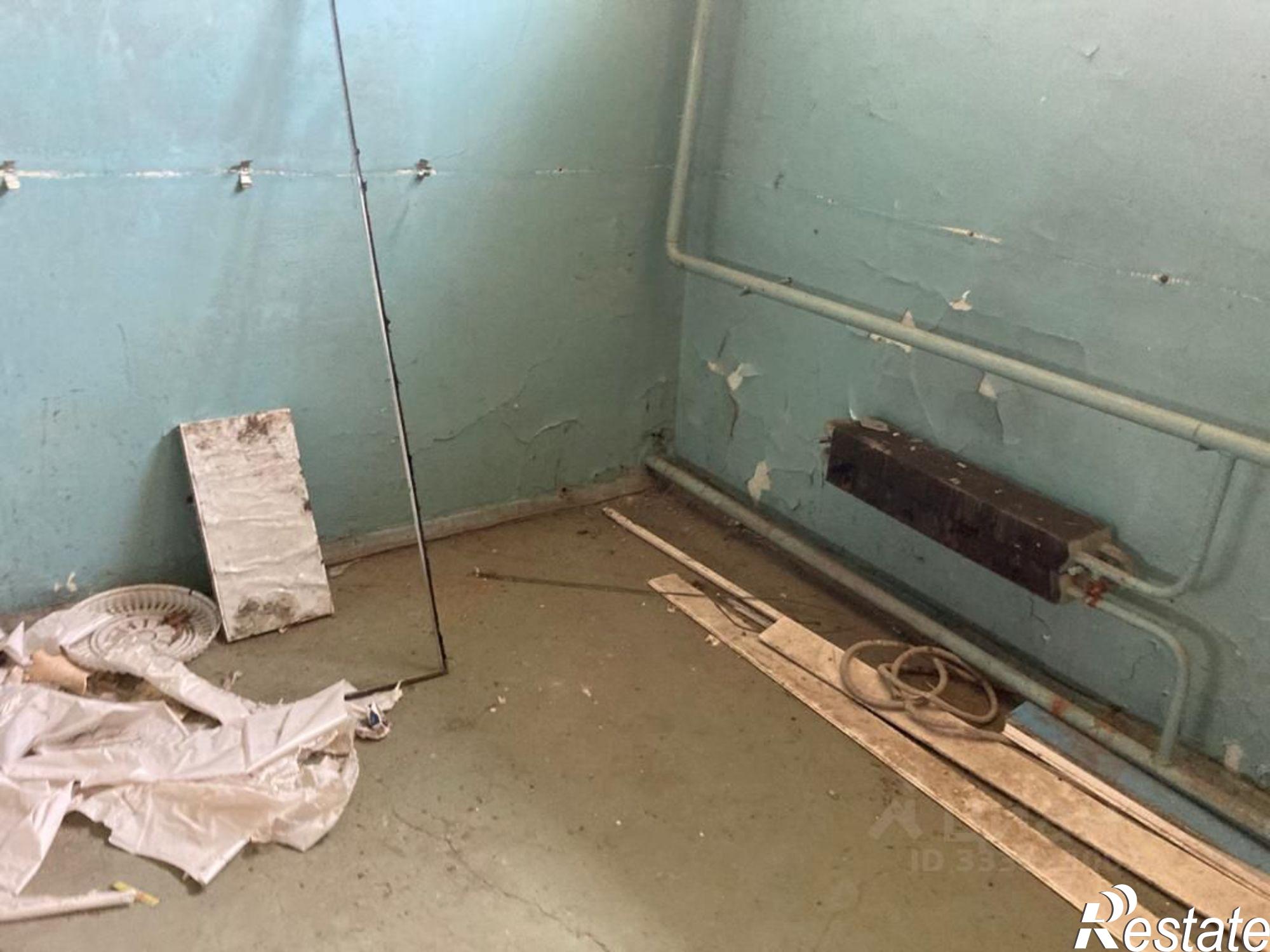 Купить складское помещение за 25 280 500 рублей на ул Мира, 90А