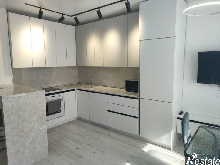 2-комн квартира ул им. Героя Яцкова И.В., 19,  д. 19
