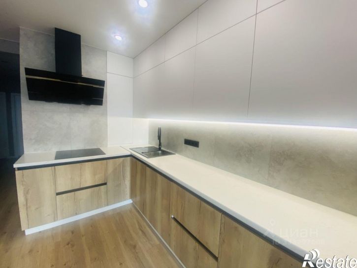 3-комн квартира ул им. Адмирала Крузенштерна, 6/3,  д. 6/3