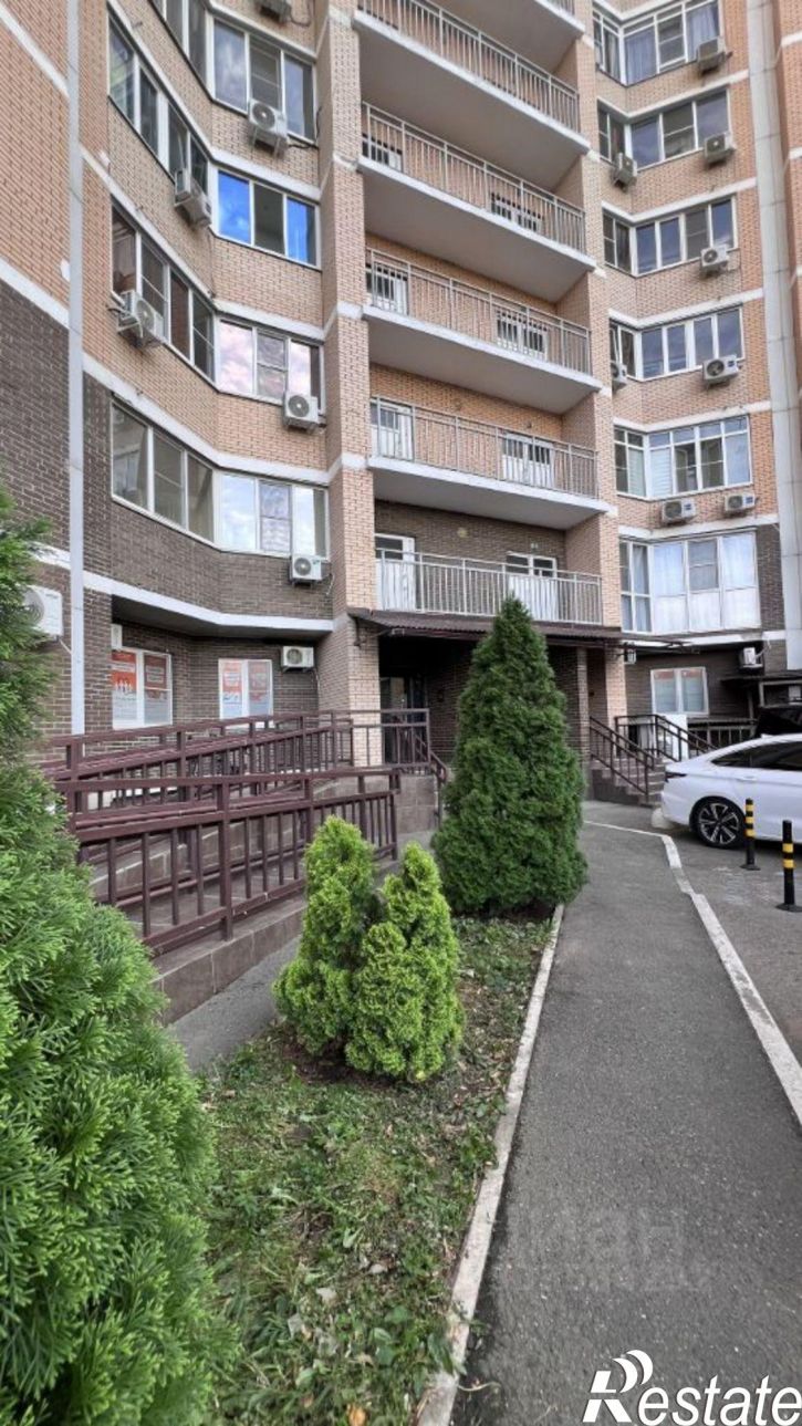 2-комн квартира ул Памяти Чернобыльцев, 1,  д. 1