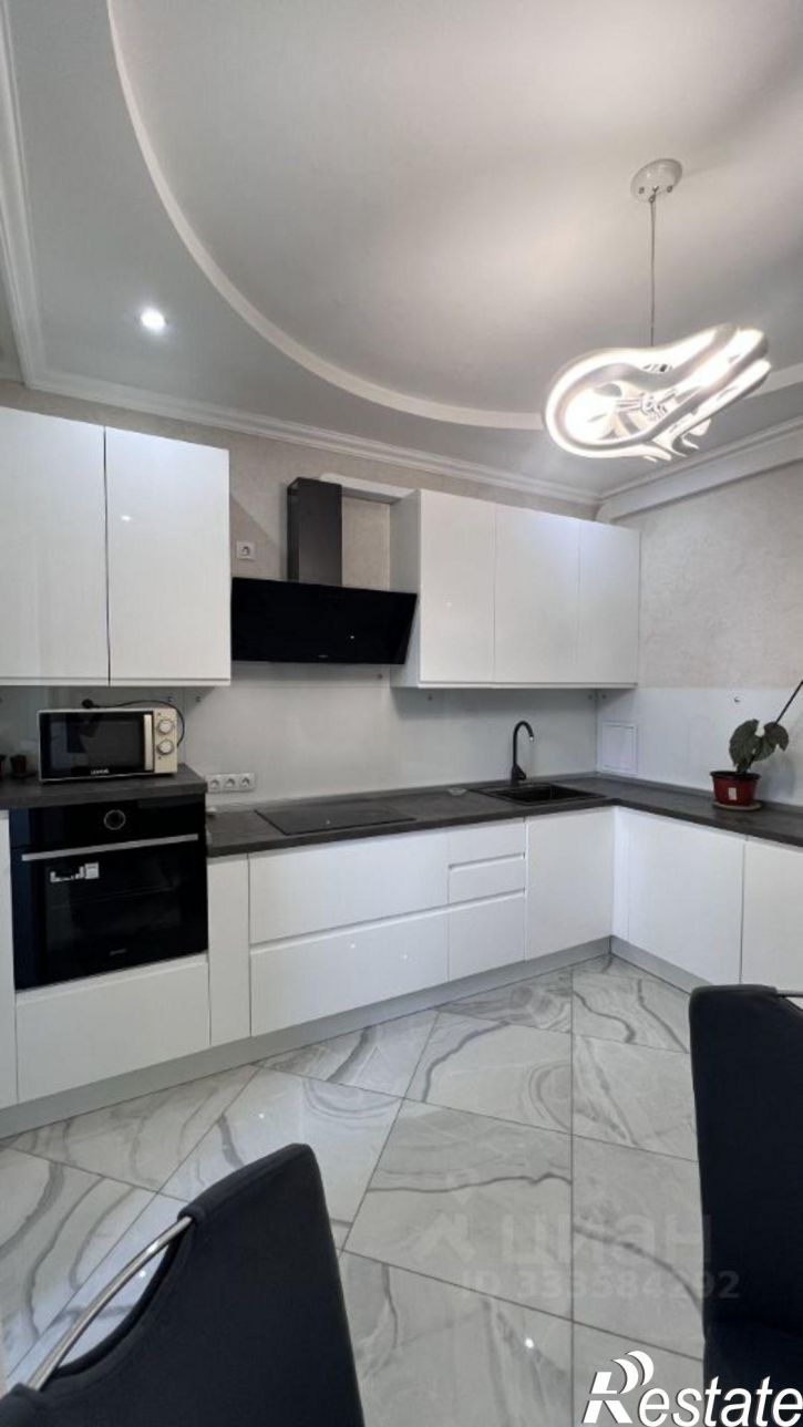 2-комн квартира ул Памяти Чернобыльцев, 1,  д. 1