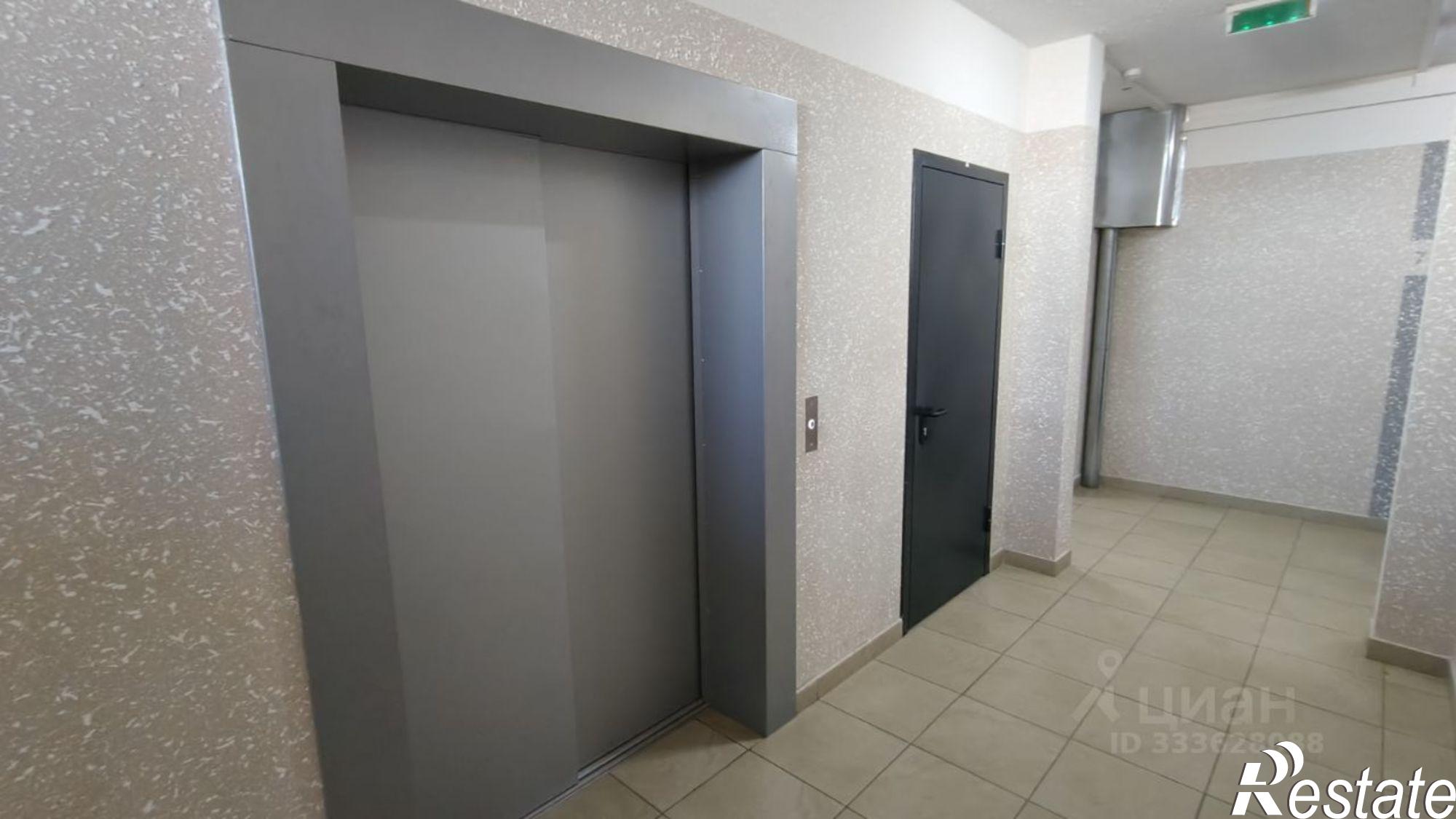 Купить гараж, место в паркинге за 590 000 рублей на микрорайон Любимово, 18