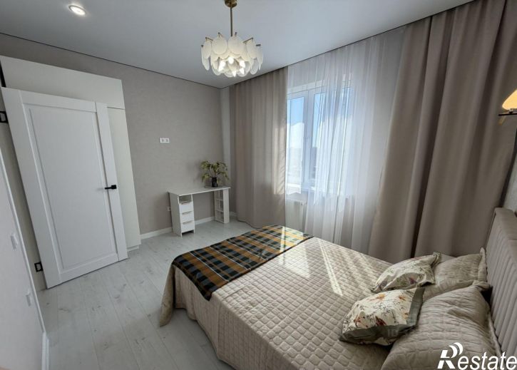 2-комн квартира улица Лётчика Позднякова, 2 к28,  д. 2 к28
