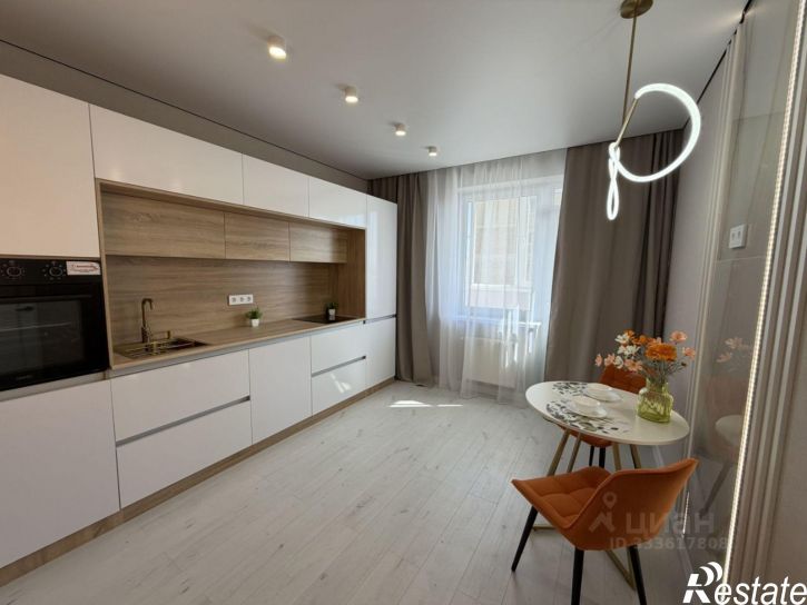 2-комн квартира улица Лётчика Позднякова, 2 к28,  д. 2 к28