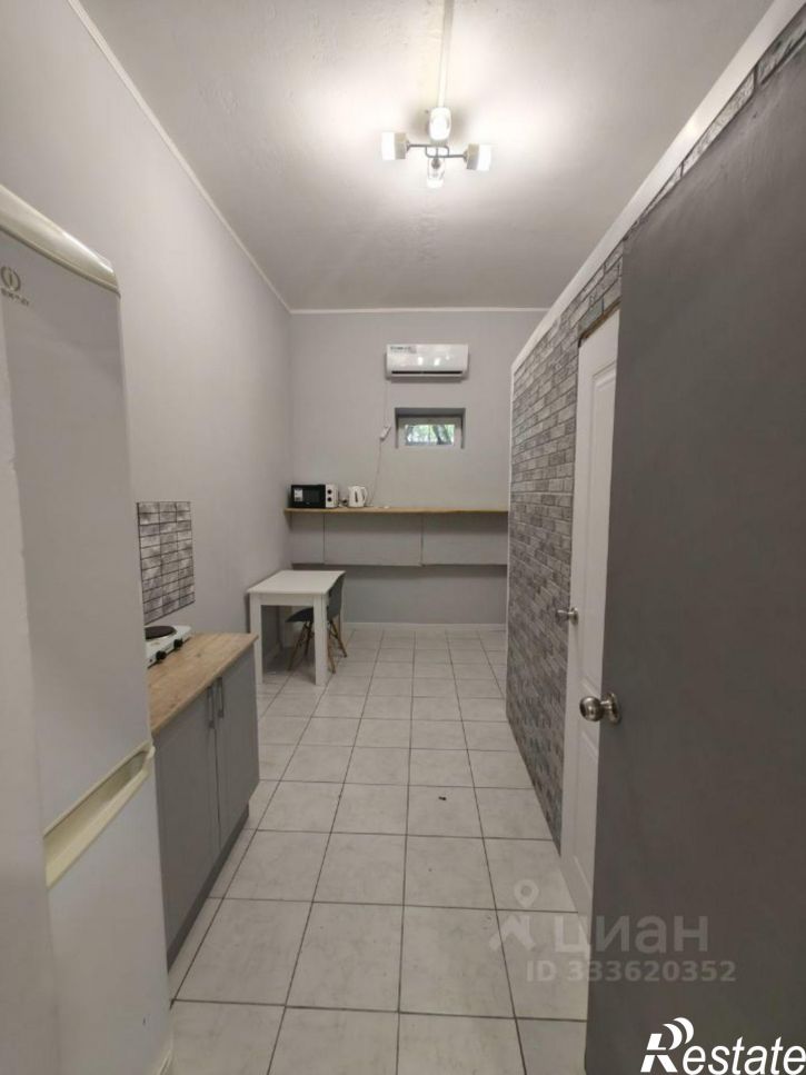 1-комн квартира ул им. Есенина, 82/5,  д. 82/5