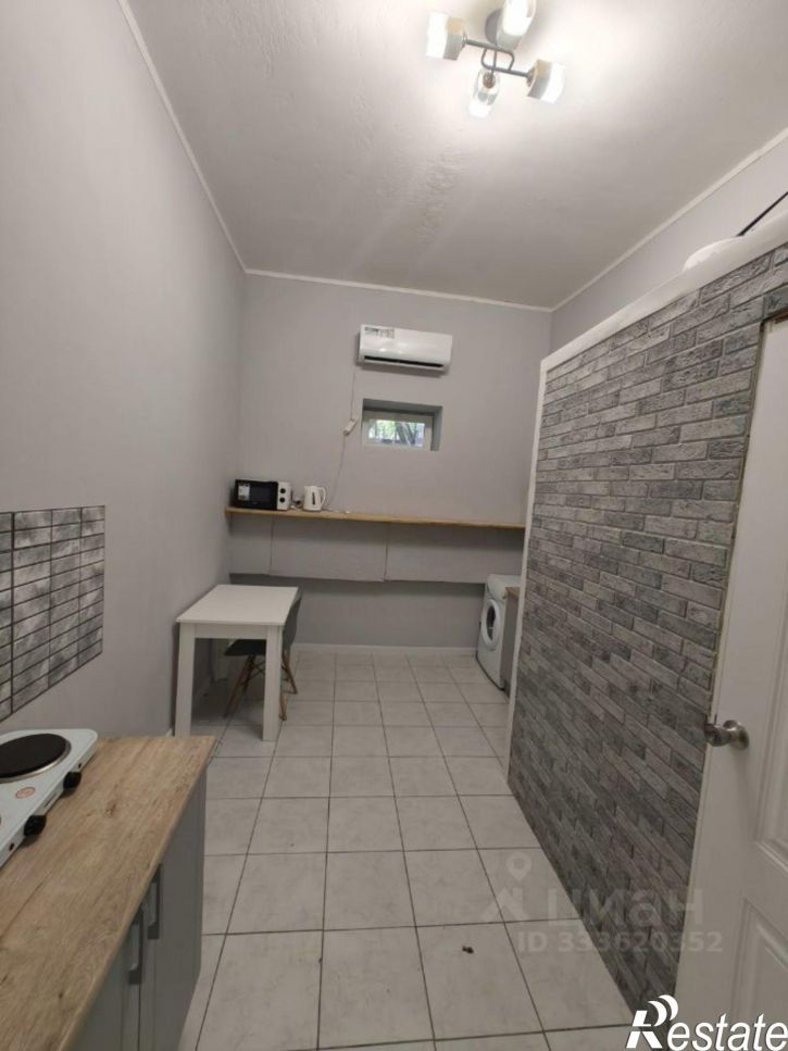 1-комн квартира ул им. Есенина, 82/5,  д. 82/5