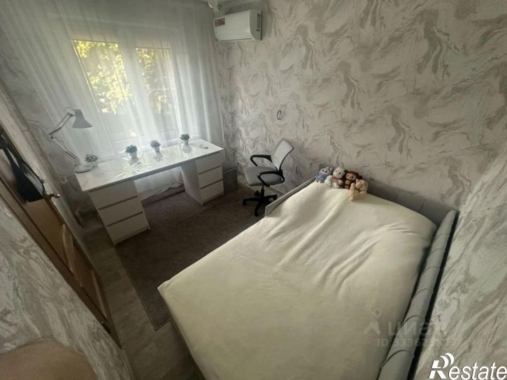 4-комн квартира улица Тюляева, 35,  д. 35