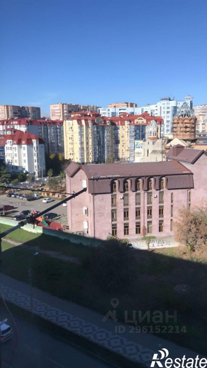 2-комн квартира улица Яна Полуяна, 60,  д. 60