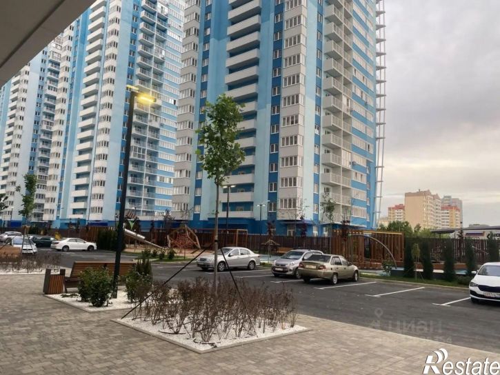 2-комн квартира улица Автолюбителей, 1/7 к2,  д. 1/7 к2