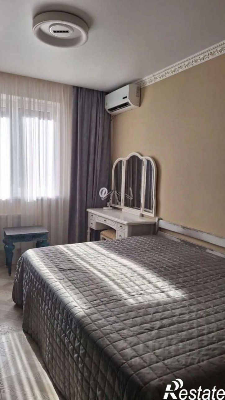 1-комн квартира улица Комарова, 106Б к4,  д. 106Б к4