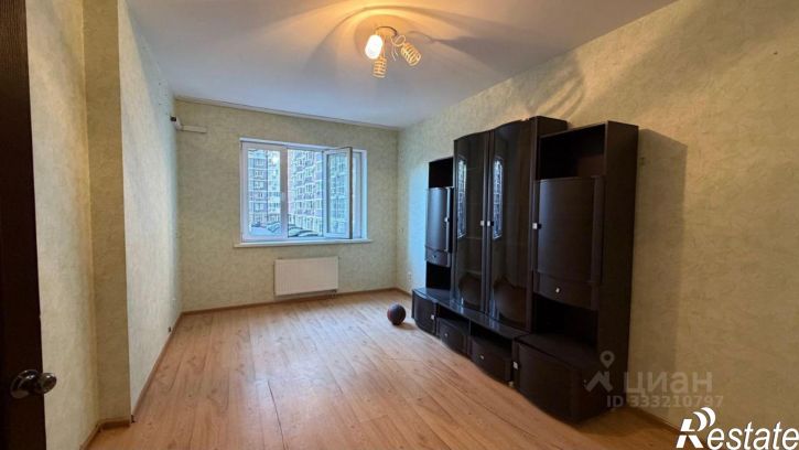 3-комн квартира Российская улица, 79/3 к2,  д. 79/3 к2